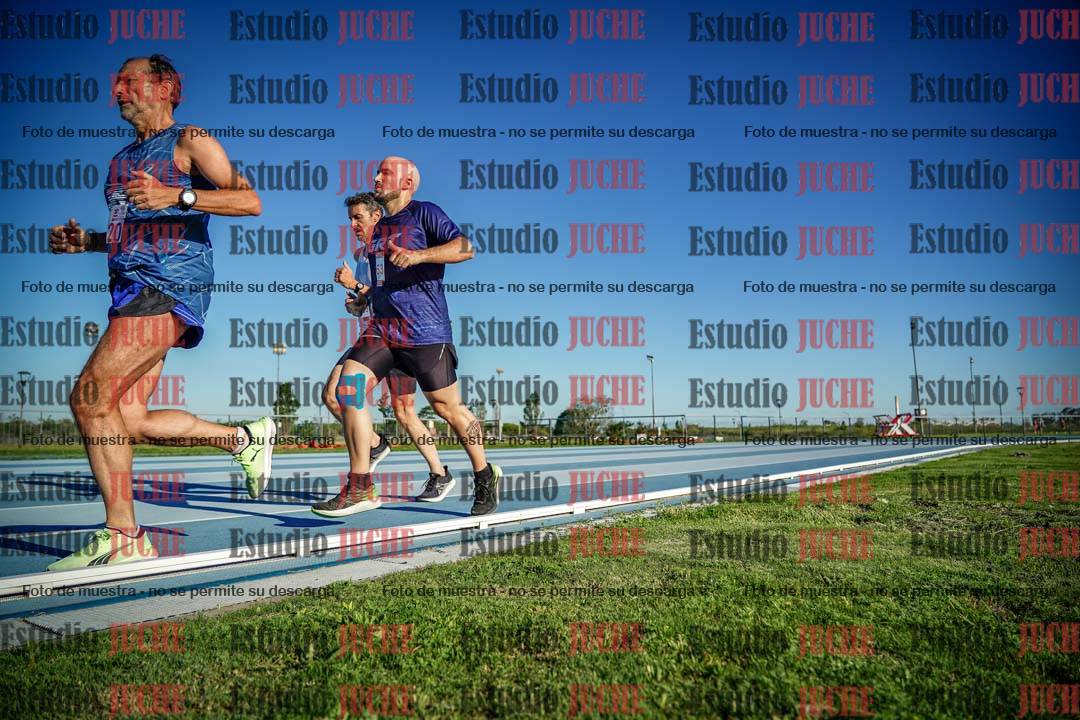 Fotos de los 3000 m llanos de varones