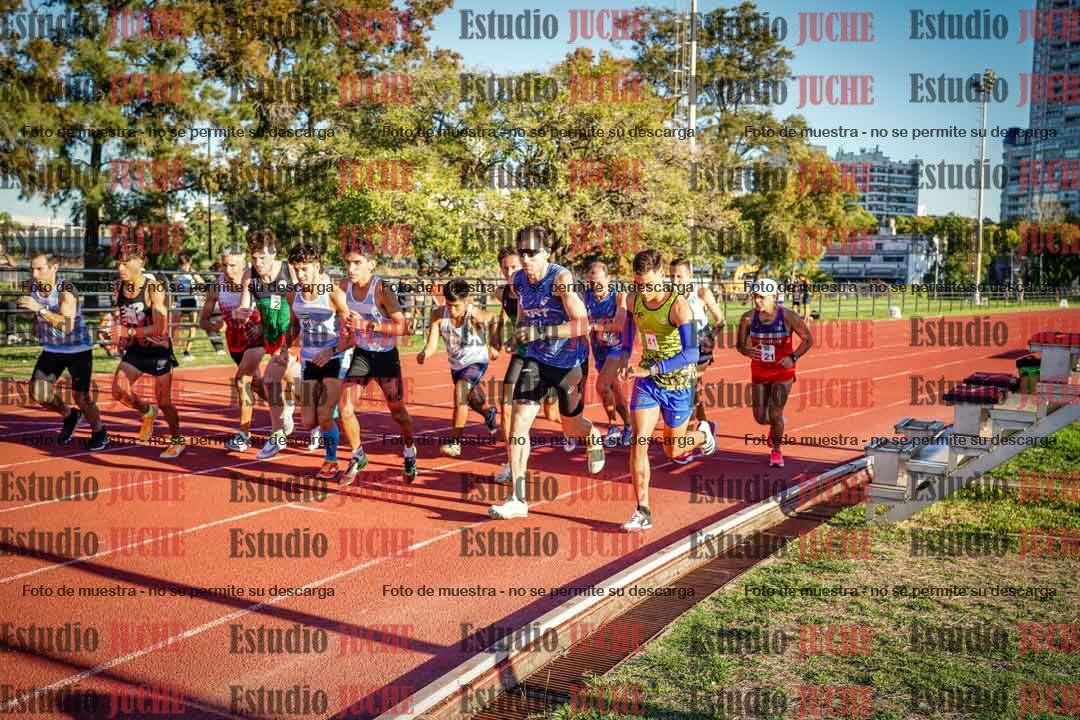 Fotos de los 3000 m llanos de varones