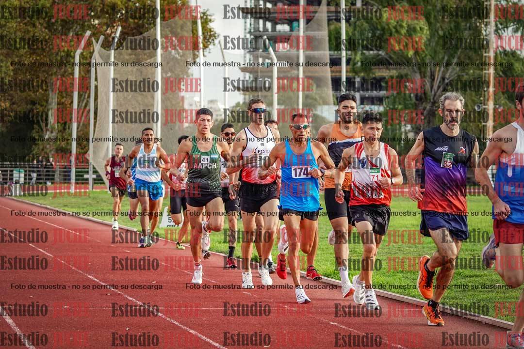 Fotos de los 3000 m llanos de varones