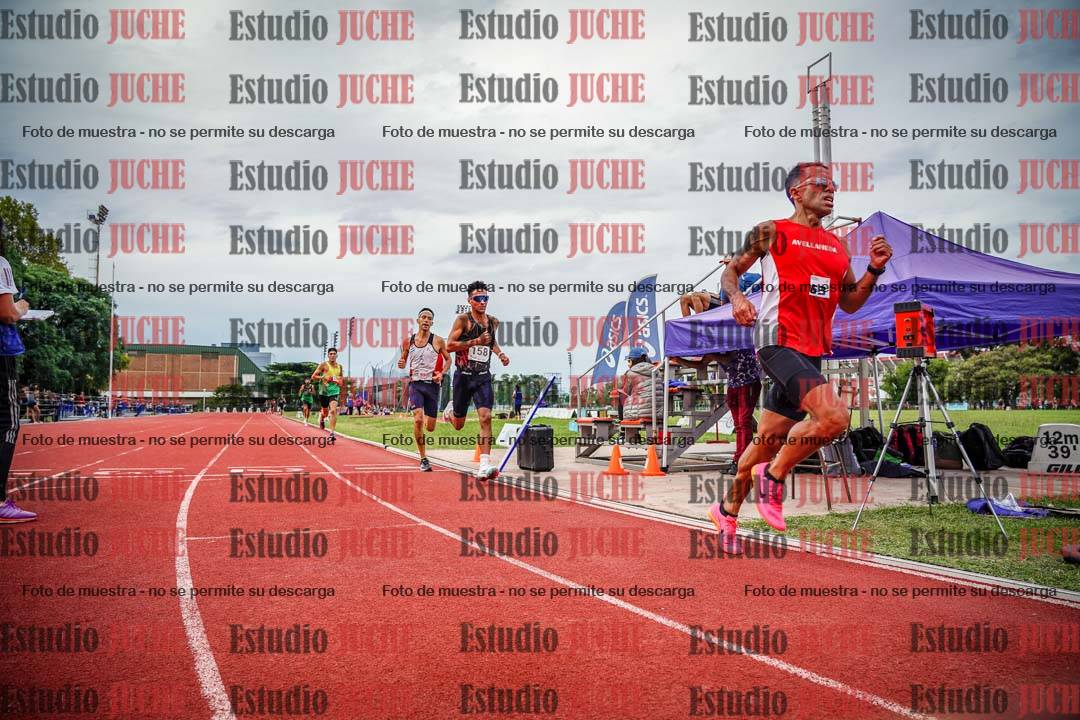 Fotos de los 3000 m llanos de varones
