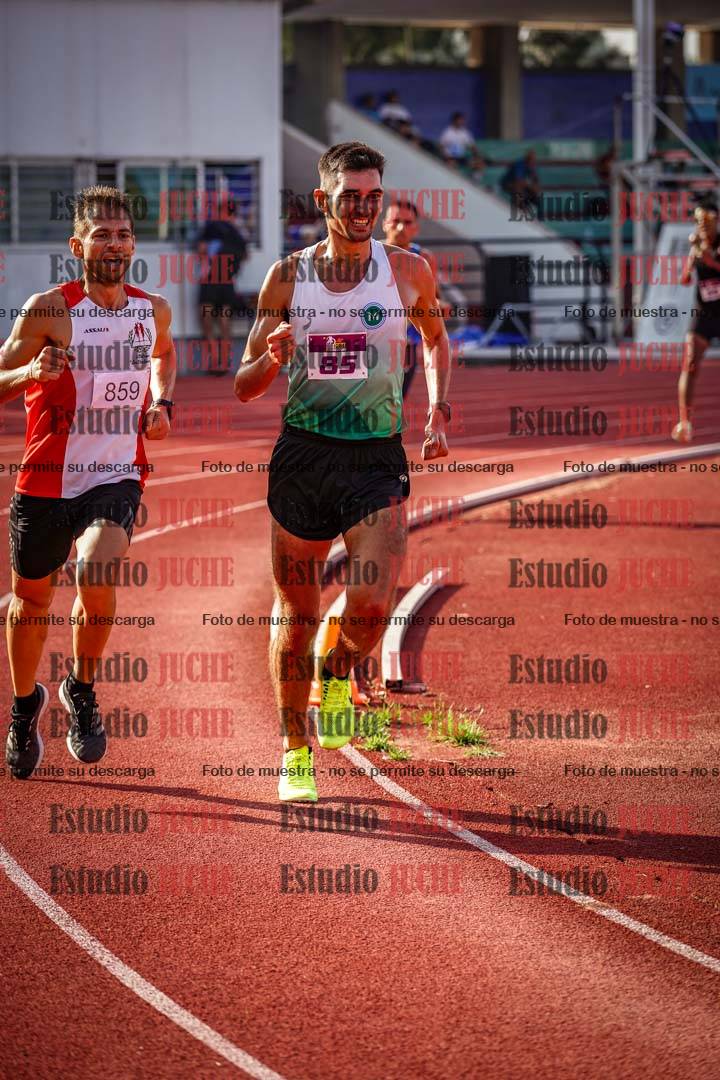 Fotos de los 3000 m llanos de varones