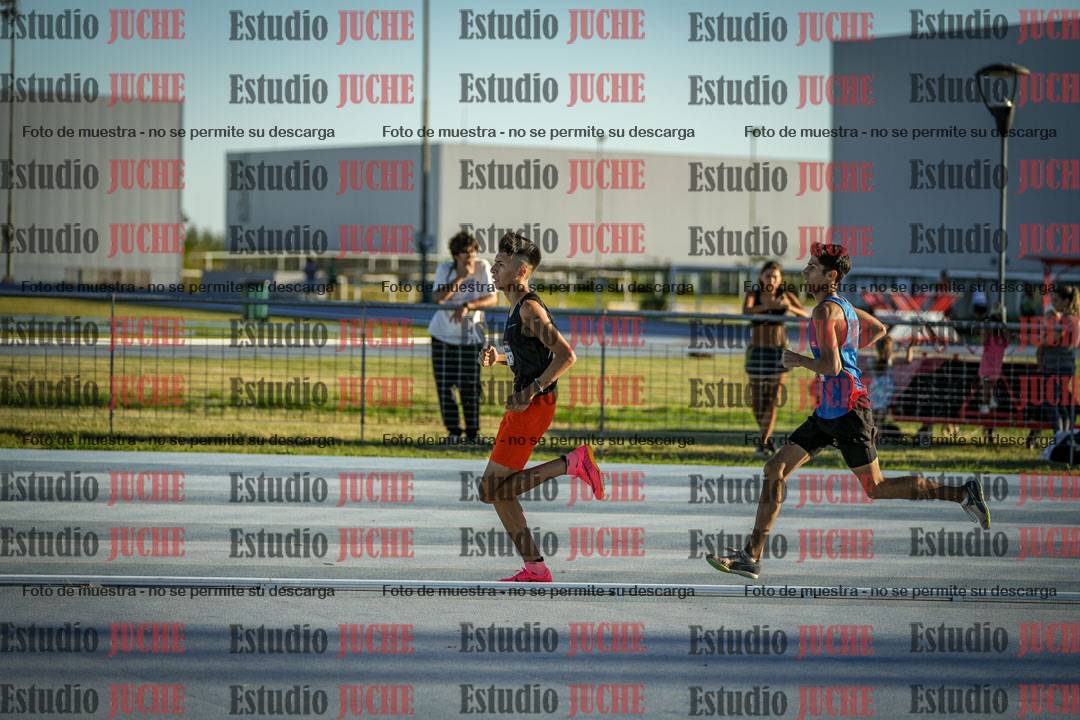 Fotos de los 1500 m llanos de varones
