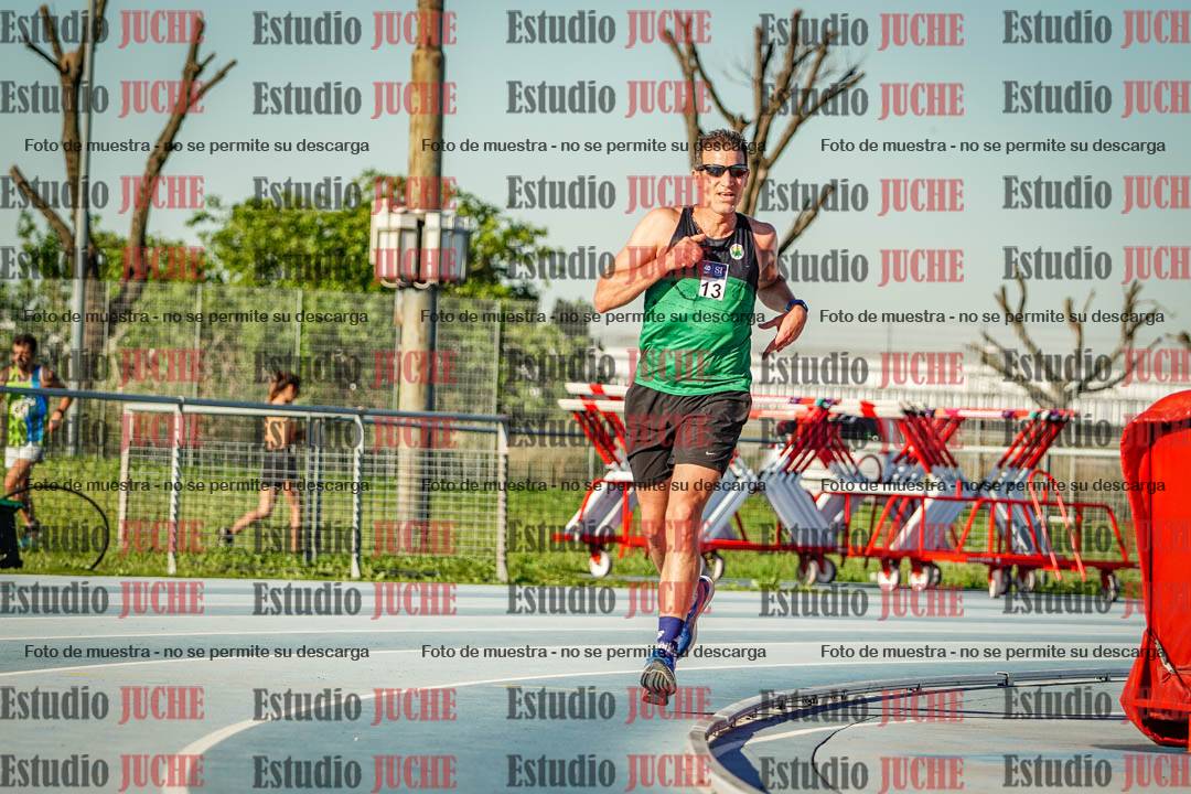 Fotos de los 3000 m llanos de varones