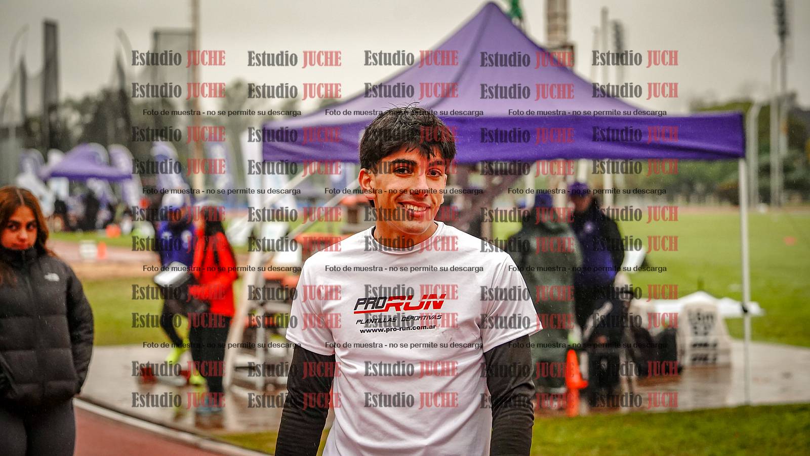 Fotos de los 400 m llanos de varones - decatlón 5