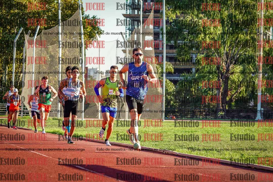 Fotos de los 3000 m llanos de varones