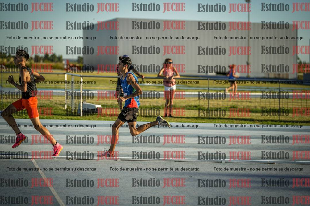 Fotos de los 1500 m llanos de varones