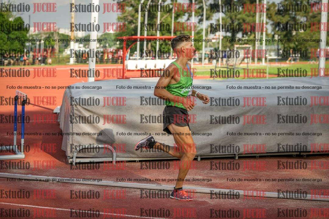 Fotos de los 3000 m llanos de varones