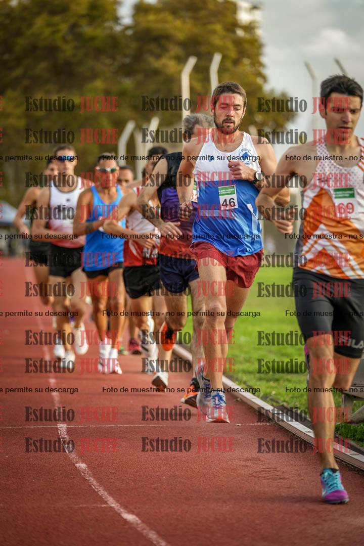 Fotos de los 3000 m llanos de varones