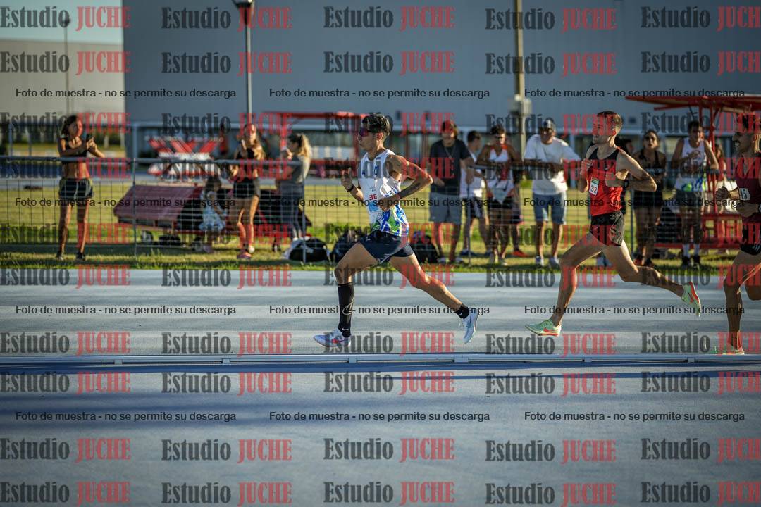 Fotos de los 1500 m llanos de varones