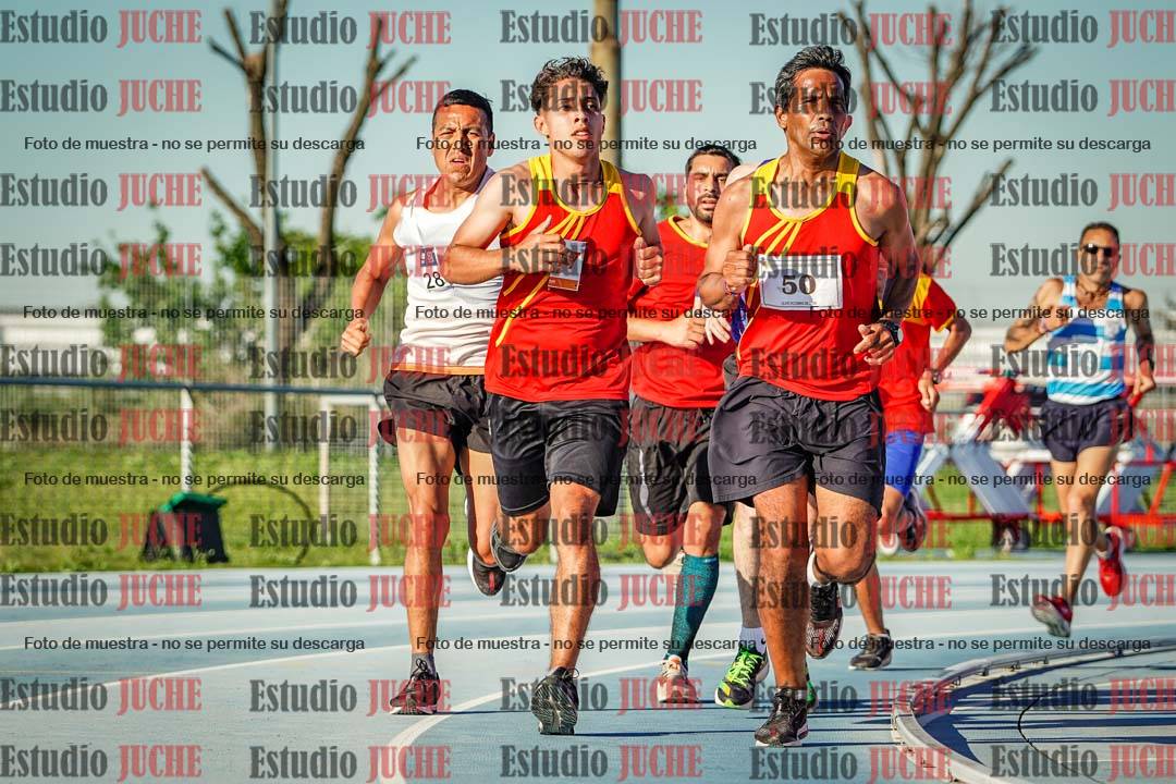 Fotos de los 3000 m llanos de varones