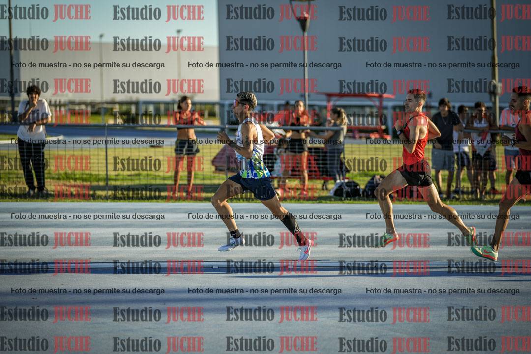 Fotos de los 1500 m llanos de varones