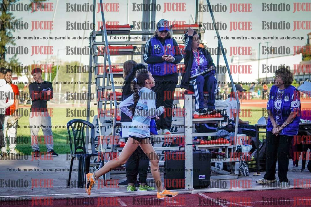 Fotos de los 600 m de mujeres