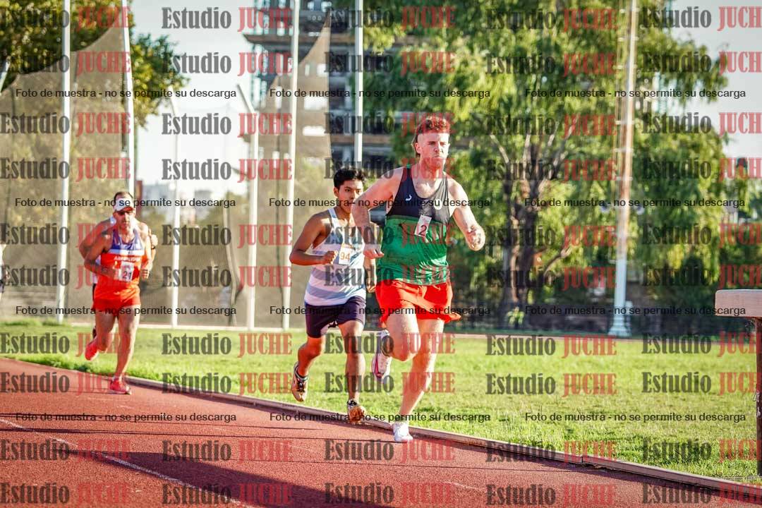 Fotos de los 3000 m llanos de varones