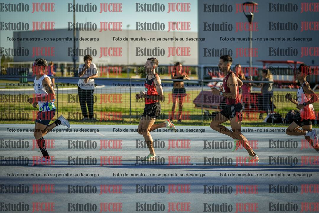 Fotos de los 1500 m llanos de varones