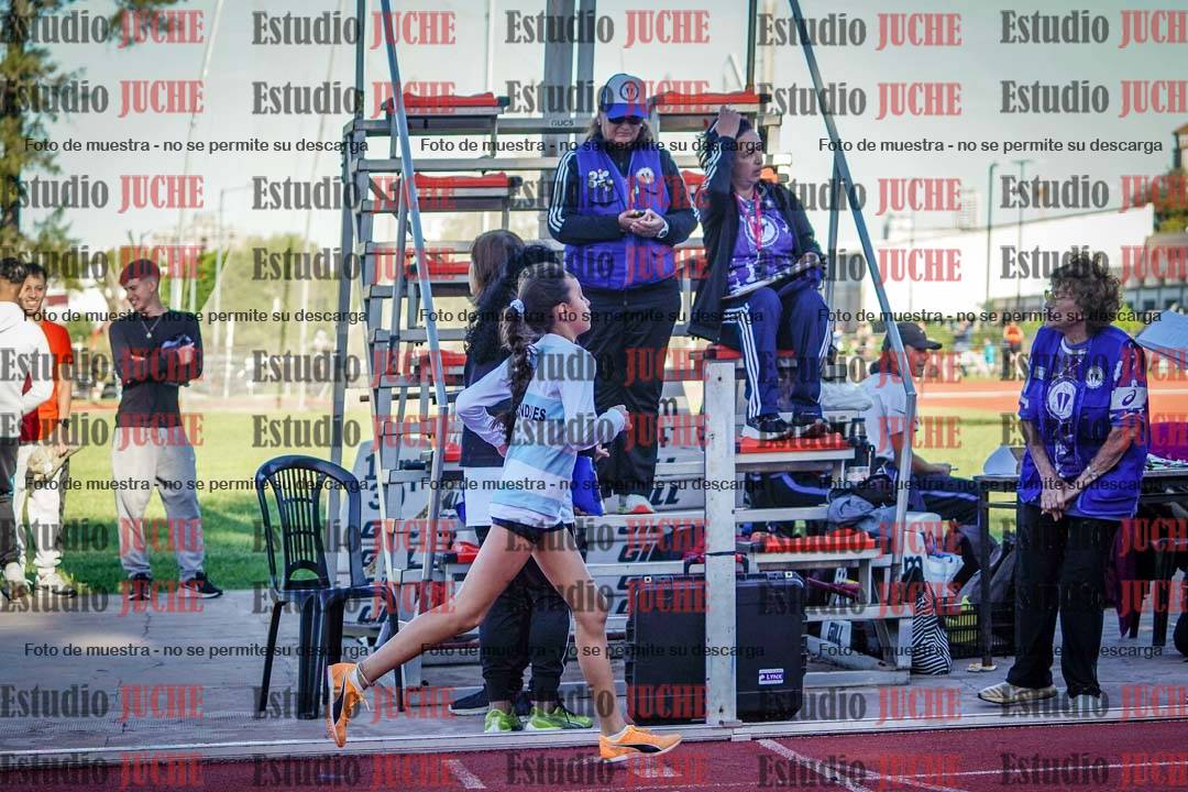 Fotos de los 600 m de mujeres