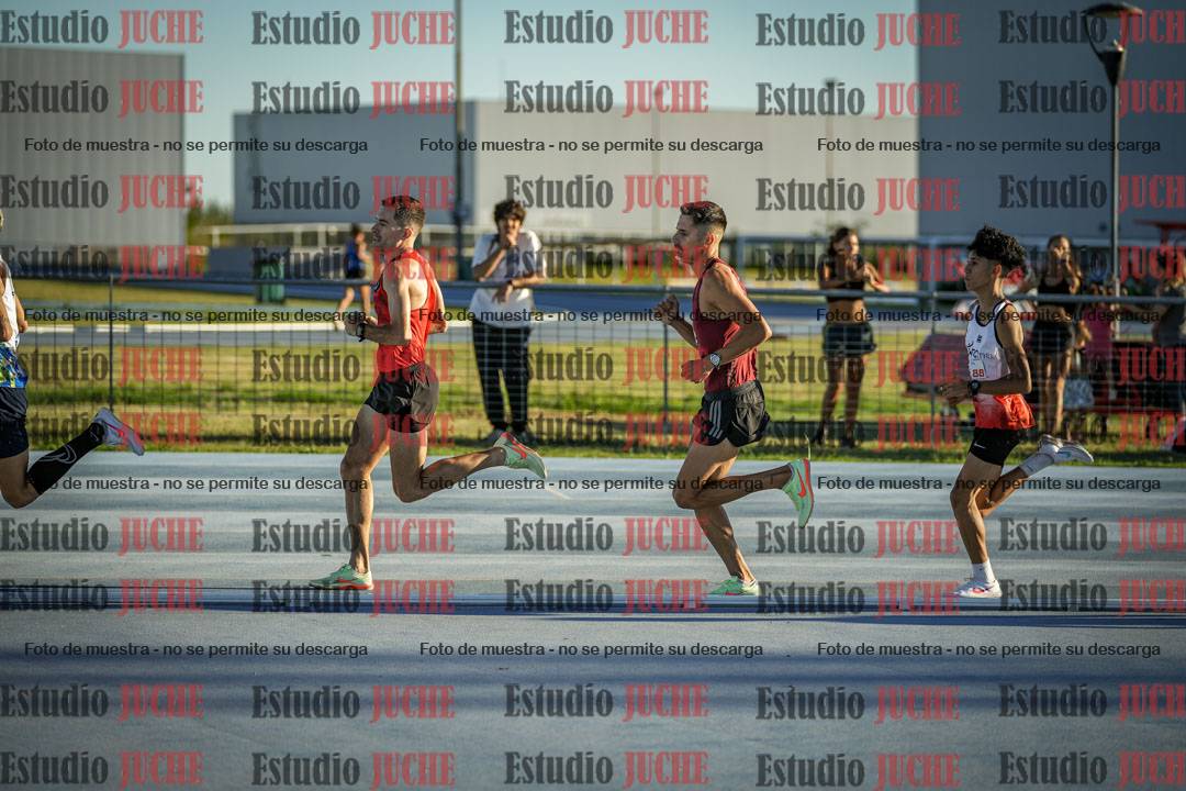 Fotos de los 1500 m llanos de varones