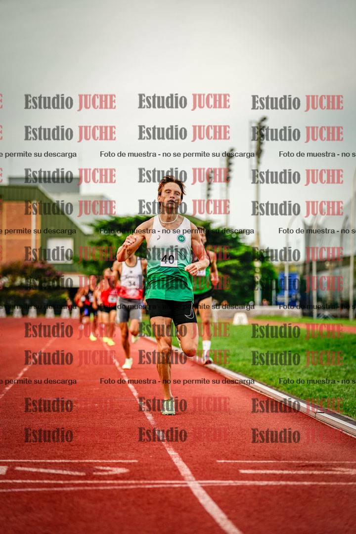 Fotos de los 1500 m llanos de varones