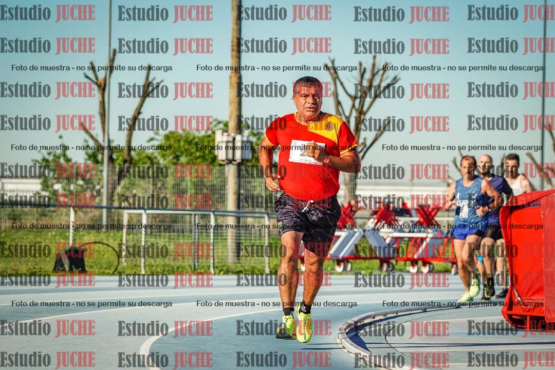Fotos de los 3000 m llanos de varones