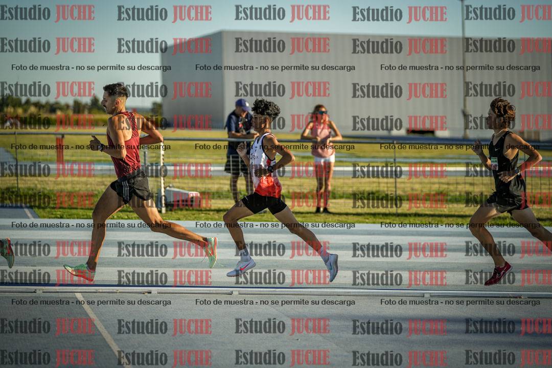 Fotos de los 1500 m llanos de varones