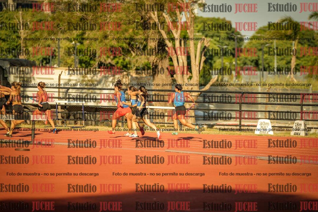 Fotos de las Postas 4x100 m de mujeres