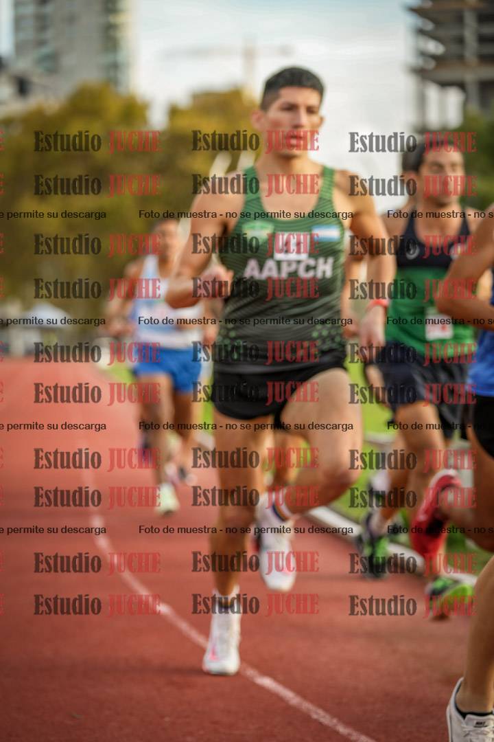 Fotos de los 3000 m llanos de varones