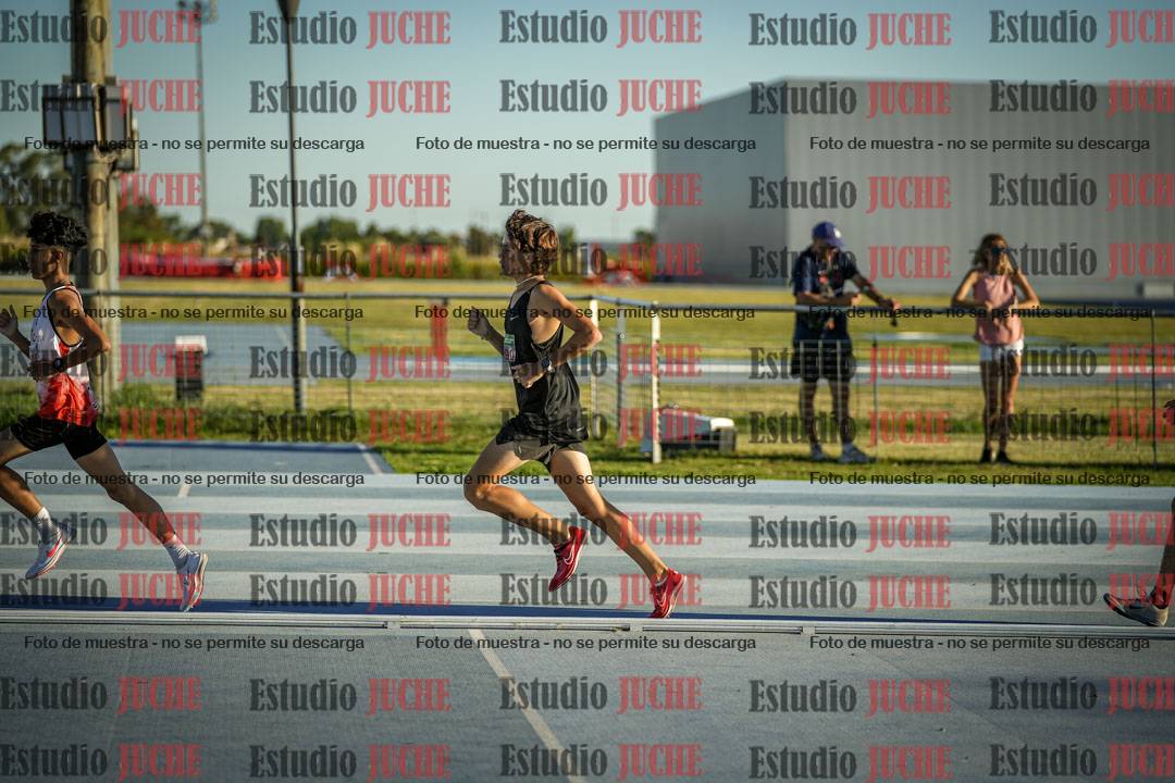 Fotos de los 1500 m llanos de varones