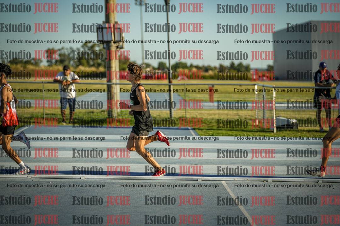 Fotos de los 1500 m llanos de varones