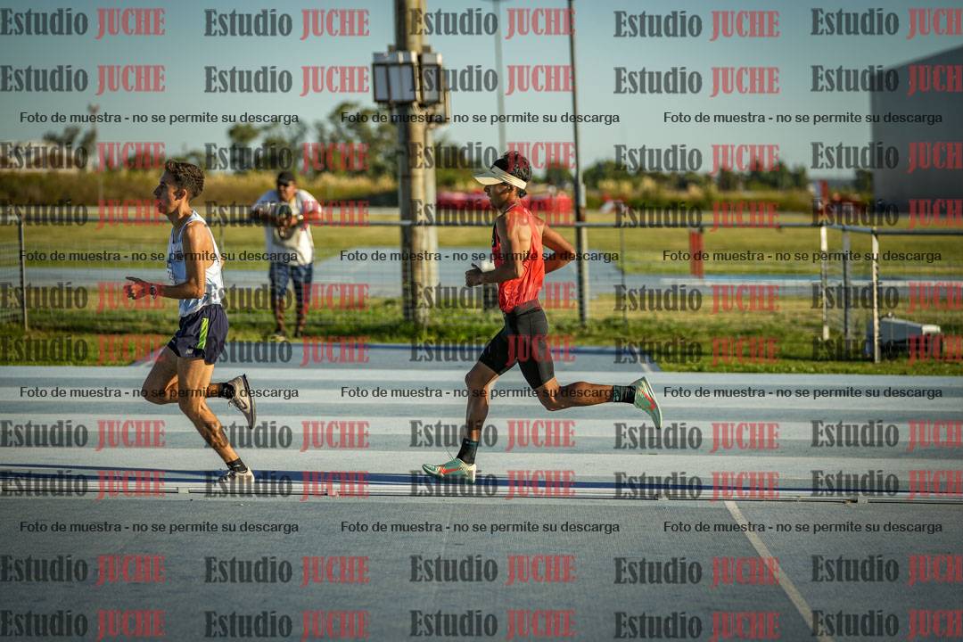 Fotos de los 1500 m llanos de varones