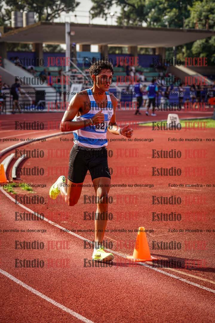 Fotos de los 3000 m llanos de varones