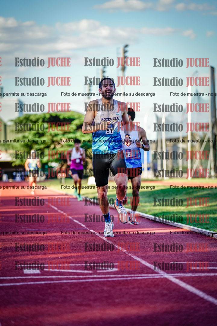 Fotos de los 3000 m llanos de varones