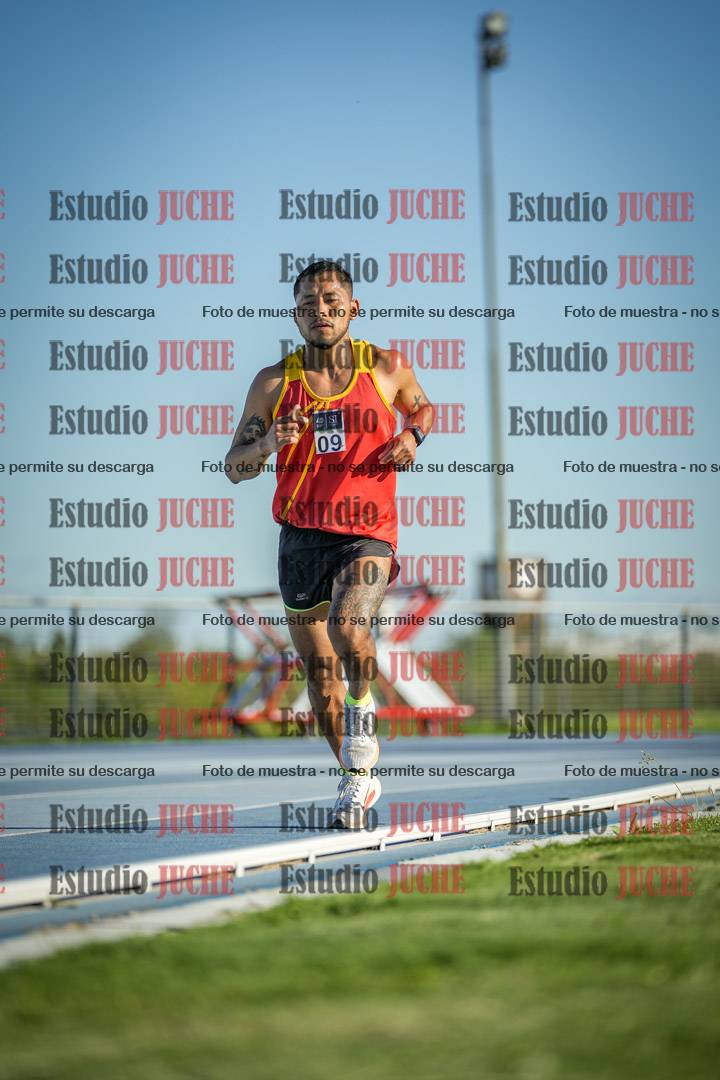 Fotos de los 3000 m llanos de varones