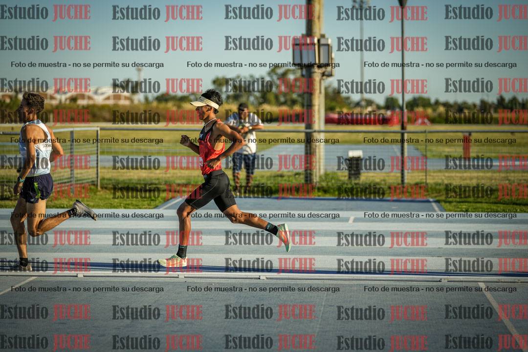 Fotos de los 1500 m llanos de varones