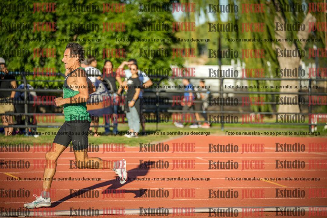 Fotos de los 3000 m llanos de varones