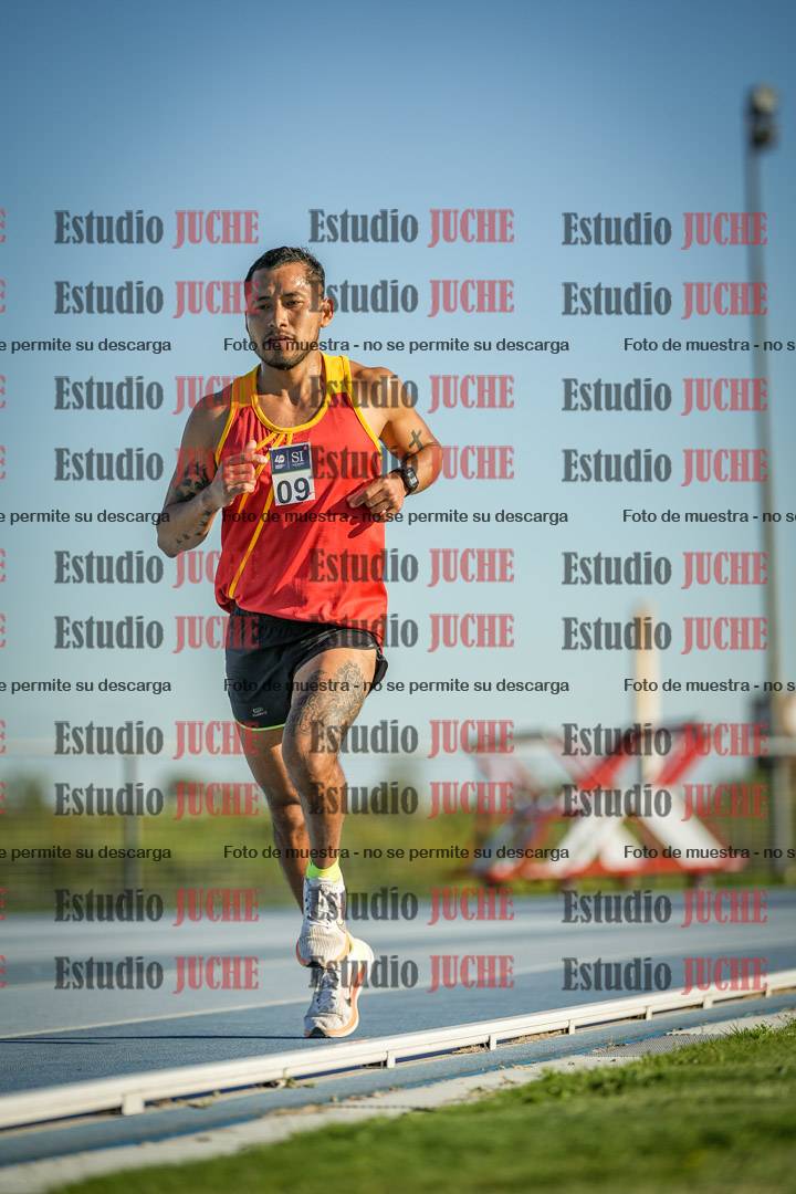 Fotos de los 3000 m llanos de varones