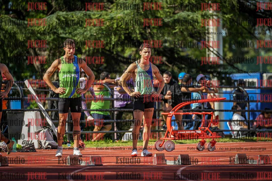 Fotos de los 100 m llanos de varones - FINAL