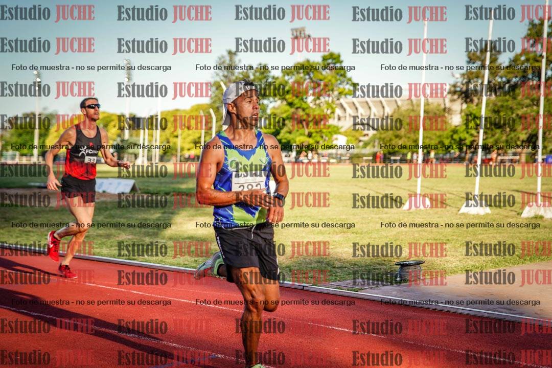 Fotos de los 3000 m llanos de varones