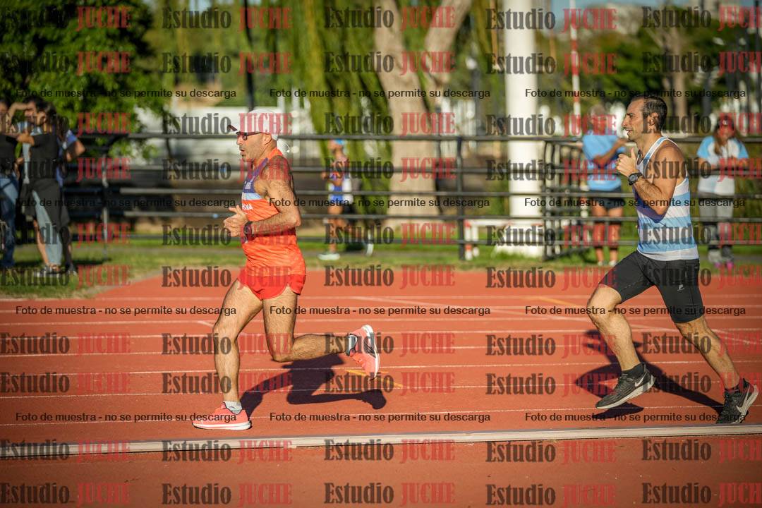 Fotos de los 3000 m llanos de varones
