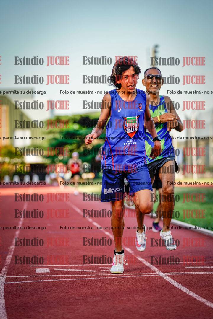 Fotos de los 1500 m llanos de varones