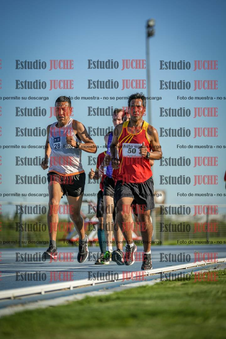 Fotos de los 3000 m llanos de varones