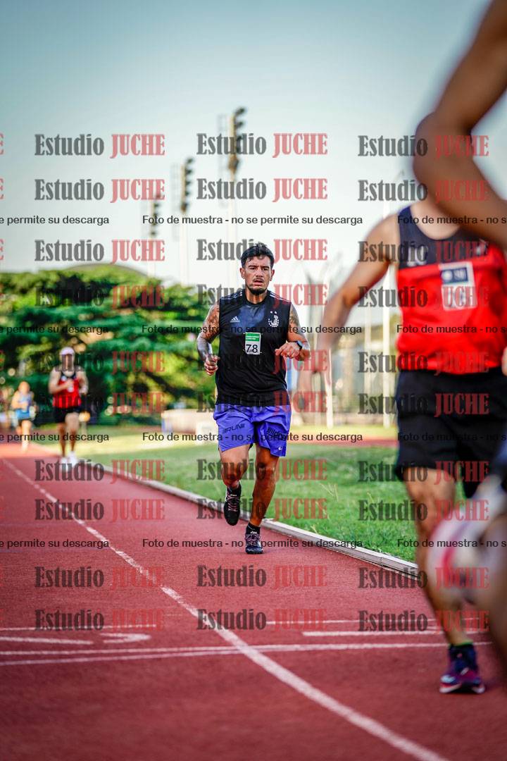 Fotos de los 1500 m llanos de varones