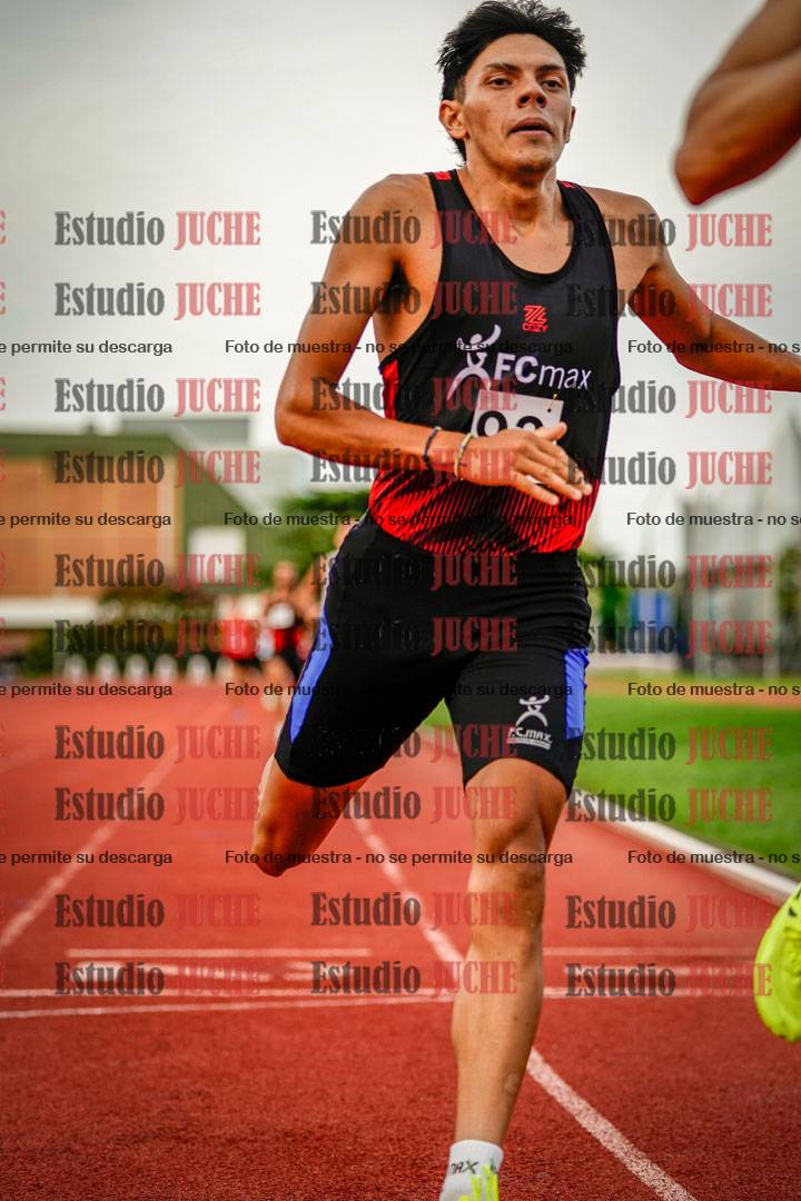 Fotos de los 1500 m llanos de varones