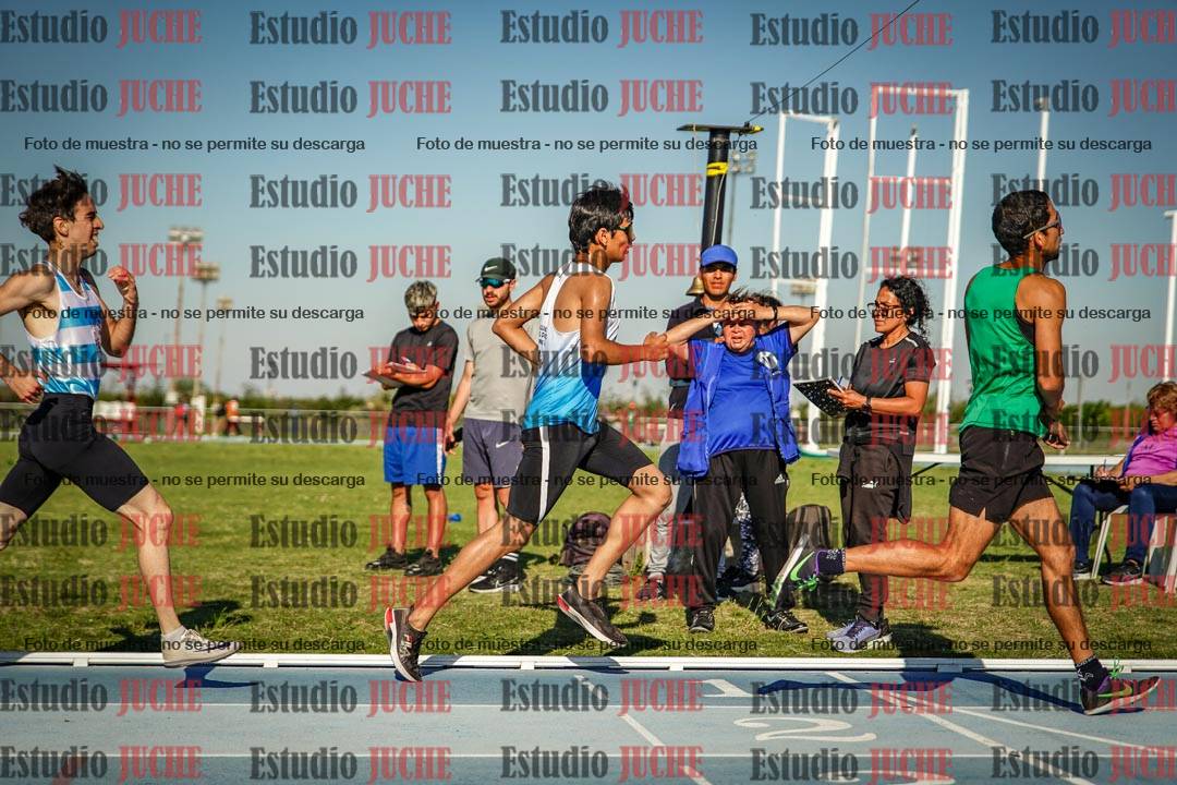 Fotos de los 1500 m llanos de varones