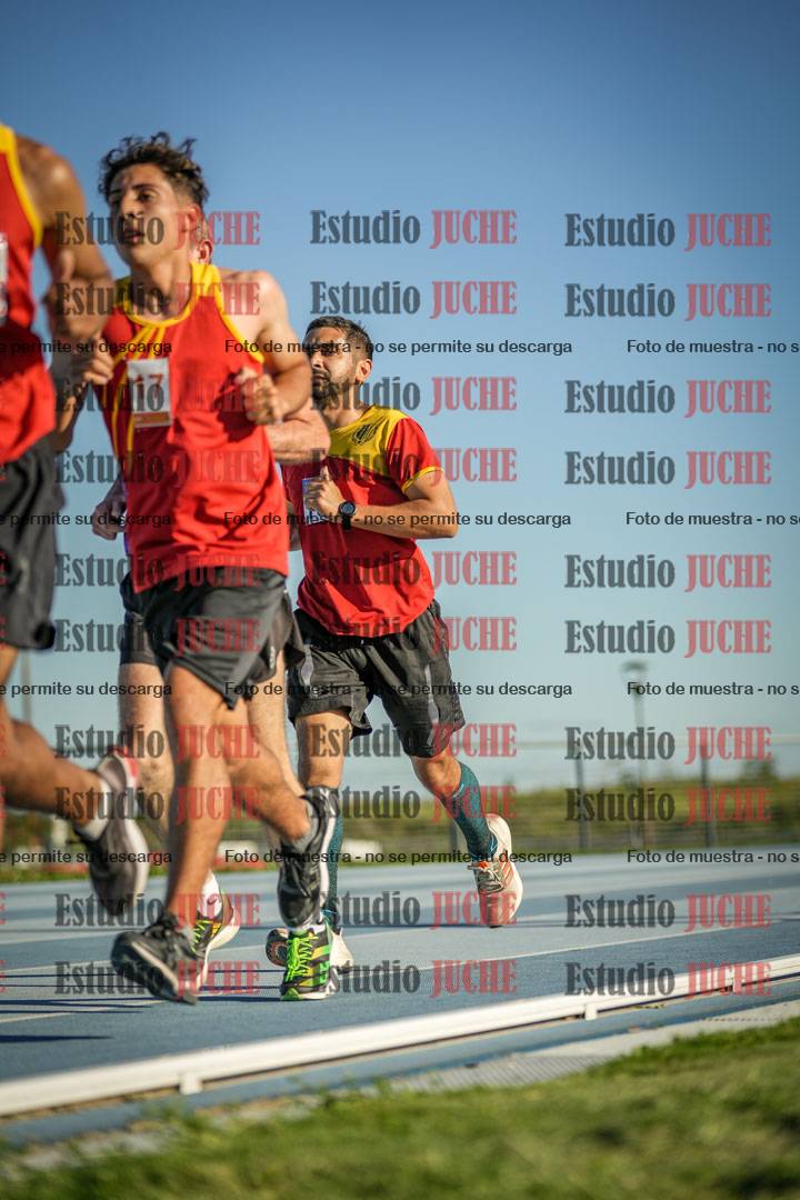 Fotos de los 3000 m llanos de varones