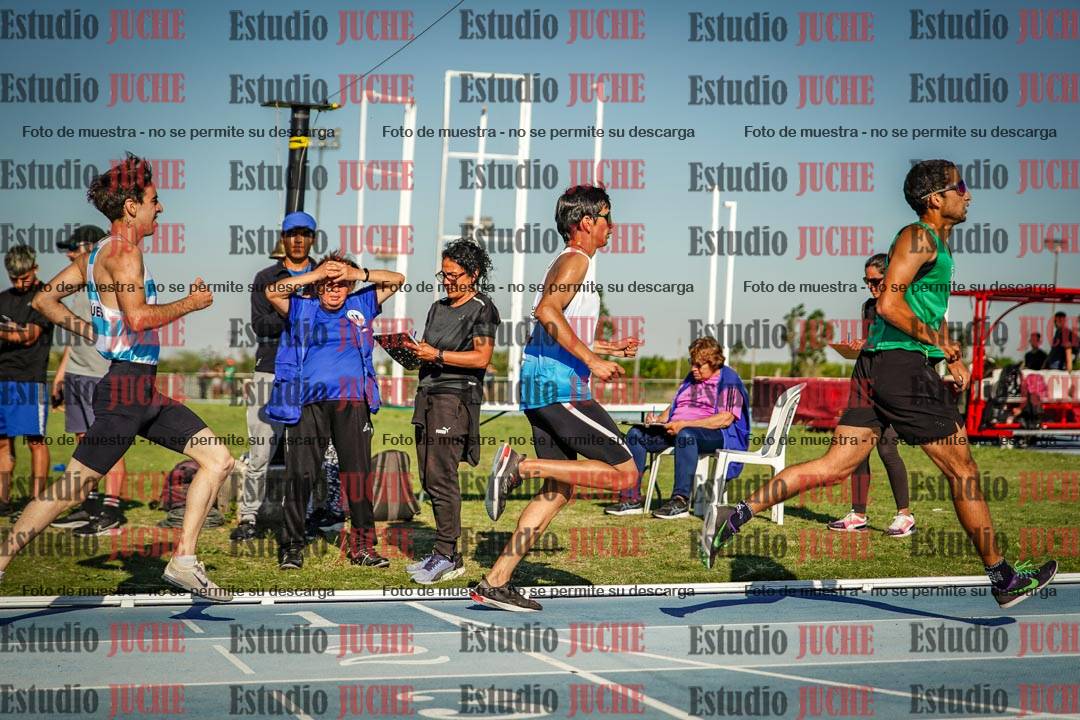 Fotos de los 1500 m llanos de varones