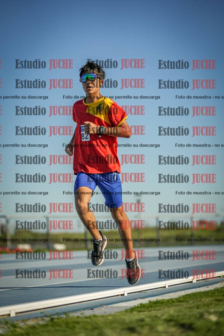 Fotos de los 3000 m llanos de varones