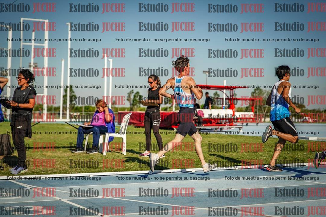 Fotos de los 1500 m llanos de varones