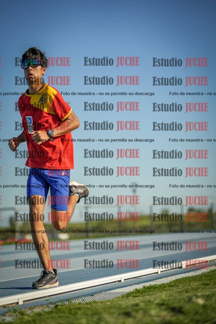 Fotos de los 3000 m llanos de varones