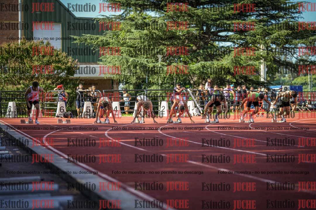 Fotos de los 100 m llanos de varones - FINAL