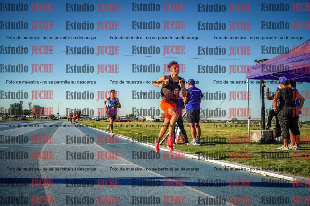 Fotos de los 1500 m llanos de varones