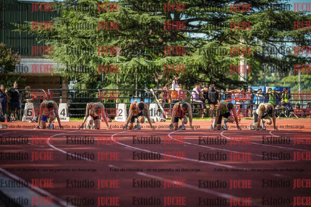 Fotos de los 100 m llanos de varones - FINAL